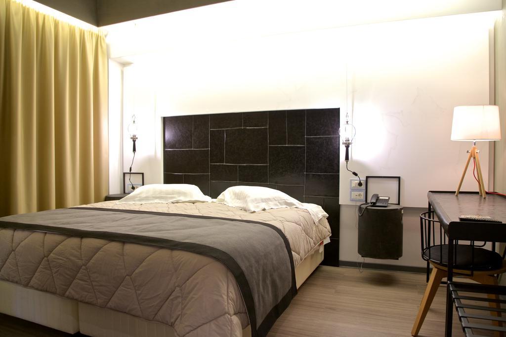 Adonis Hotel Patras
